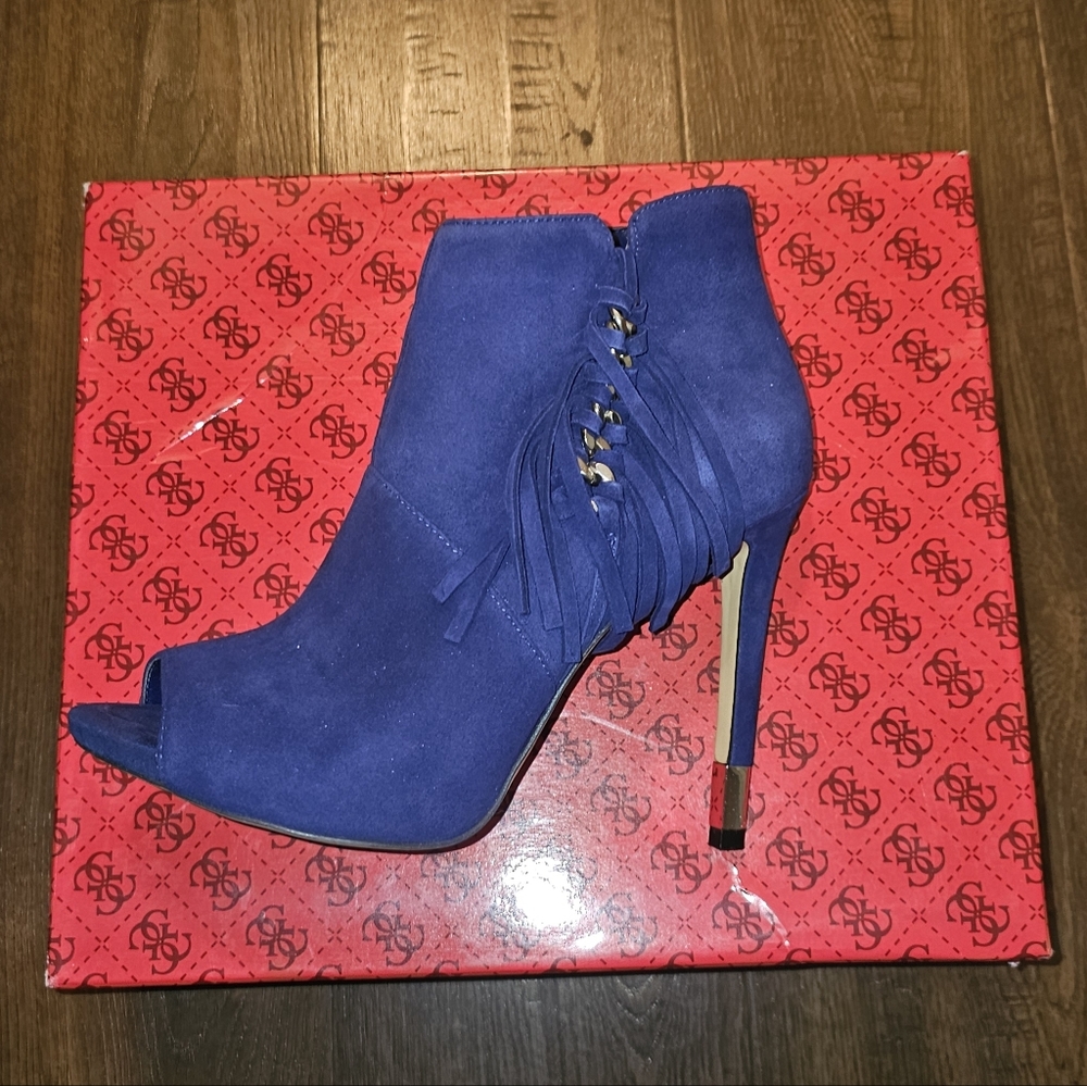 ❣️SALE❣️ Guess Aziz Fringe Peep-Toe Bootie: Size 8 | Medium Width